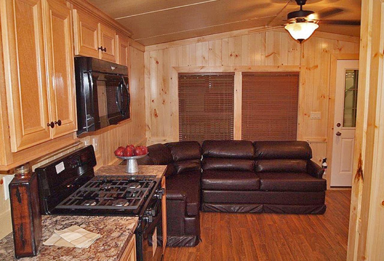 Bear Cave Camping Resort Buchanan Exterior photo